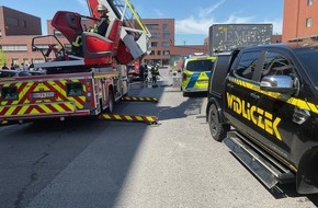 Feuerwehr Dortmund: FW-DO: Feuer in einem Restaurant nahe Dortmunder U - starker Rauch, eine verletzte Person