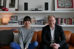 Panasonic Deutschland: Neue Markenbotschafterin: Alice Sara Ott repräsentiert das OTTAVA SC-C500 Hifi-System und die EAH-T700 Premium-Kopfhörer