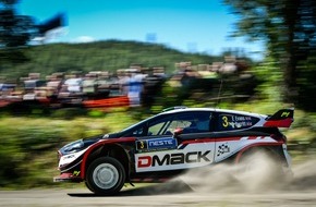 Ford-Werke GmbH: Elfyn Evans fliegt im Ford Fiesta WRC in Finnland auf Platz zwei (FOTO)