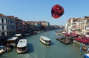 ARt+ Magazine: L'arte incontra la realtà aumentata a Venezia: La scultura AR di Sarah Montani, un highlight dell'ARTE VENEZIA