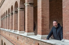 ZDF: Trans* in der katholischen Kirche: Feiertagsakzent mit Pater Nikodemus Schnabel an Fronleichnam im ZDF