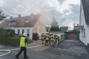 FW Menden: Kellerbrand in einem Wohnhaus