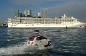 MSC Kreuzfahrten: «The Italians are coming» - schwimmende FIAT 500 eskortieren MSC Divina in den Hafen von Miami (Bild/Video)
