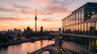 Suchhelden GmbH: Sichtbarkeit im Netz: Wie Berliner Unternehmen 2026 gegen sinkende Klickraten ank&auml;mpfen