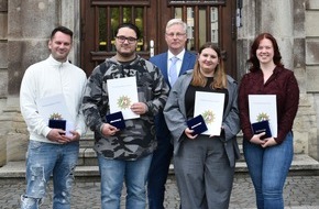 Polizei Essen: POL-E: Essen/M&uuml;lheim an der Ruhr: Polizeipr&auml;sident verleiht Preis f&uuml;r Zivilcourage