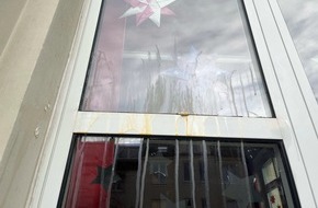 Polizei Hagen: POL-HA: Eier gegen Schule geworfen - Zeugen gesucht