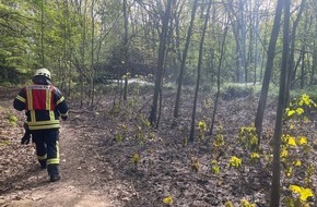 Feuerwehr Mülheim an der Ruhr: FW-MH: Feuerwehr löscht größeren Vegetationsbrand im Wittkamp Park
