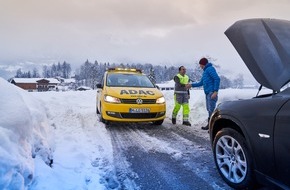 ADAC: ADAC Pannenhelfer: Doppelt so viele Einsätze / Eisige Temperaturen belasten vor allem die Autobatterie