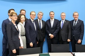 BAM Bundesanstalt für Materialforschung und -prüfung: Siemensstadt 2.0: Berlin, BAM, TU Berlin, Fraunhofer und Siemens unterzeichnen MoU für Industrie- und Wissenschaftscampus