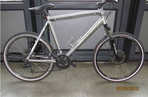 Polizeidirektion Göttingen: POL-GOE: (541/2012) Jugendliche mit vermutlich in Nörten-Hardenberg gestohlenen Mountainbikes auf der B 3 erwischt - Genaue Herkunft der Räder noch unbekannt
