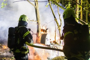 FW-MK: Feuer in einem Waldst&uuml;ck am Duloh