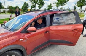 Bundespolizeiinspektion Ludwigsdorf: BPOLI LUD: Zwölf Geschleuste in einem Dacia Jogger