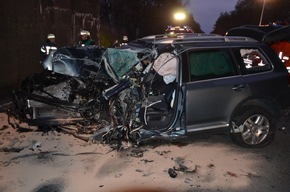 POL-STD: 40-jähriger Autofahrer bei Verkehrsunfall auf der Bundesstraße 73 an der Kreisgrenze tödlich verletzt