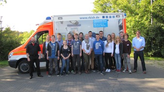 Rettungsdienst-Kooperation in Schleswig-Holstein gGmbH: RKiSH: Vierter Ausbildungslehrgang zum Notfallsanitäter an der RKiSH-Akademie - 16 junge Menschen beginnen Ausbildung