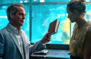 Sky Deutschland: Die hochkarätig besetzte Verfolgungsjagd beginnt: Offizieller Trailer zu Sky Original Serie "The Iris Affair"