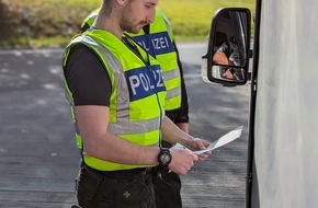 Bundespolizeidirektion München: Bundespolizeidirektion München: Mit gefälschtem Ausweis erwischt Bundespolizei Waidhaus schickt falschen Litauer nach Hause