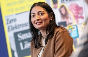 Engagement Global gGmbH: Faktencheck in deutschen Klassenzimmern: Bundesentwicklungsministerin Reem Alabali Radovan ruft zur Teilnahme am Schulwettbewerb auf