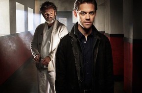 SAT.1: Du sollst nicht töten! SAT.1 zeigt Tom Payne und Michael Sheen in dem neuen US-Crime-Hit "Prodigal Son - Der Mörder in Dir" ab 10. September als Free-TV-Premiere