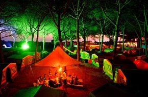 ruf Jugendreisen GmbH & Co. KG: Camping-Hype bei Jugendlichen / Vom Zelten in freier Wildnis bis zum Glamping ist alles gefragt