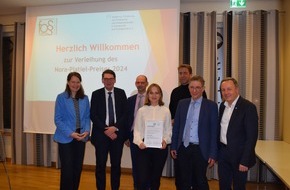 Universität Kassel: Herausragende Abschlussarbeit mit Nora-Platiel-Preis ausgezeichnet