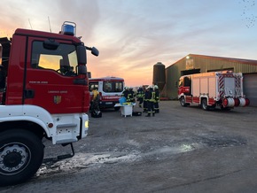 FW-AUR: Gro&szlig;tierrettung auf landwirtschaftlichem Anwesen