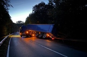 Polizeiinspektion Celle: POL-CE: LKW kommt von der Fahrbahn ab