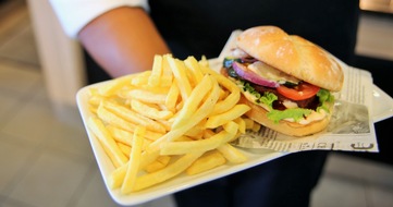Compass Group Deutschland GmbH: Trend Protein: "Incredible Burger" nun auch in Eurest-Kantinen