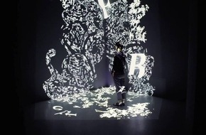 Auf Heldenreise durch den »FinsterWald« - Grimms Märchen neu erzählt / Über 15.000 Besucher hat die digitale Erlebnis-Ausstellung der Grimmwelt Kassel bereits in ihren Bann gezogen Auf Heldenreise durch den »FinsterWald« - Grimms Märchen neu erzählt / Über 15.000 Besucher hat die digitale Erlebnis-Ausstellung der Grimmwelt Kassel bereits in ihren Bann gezogen