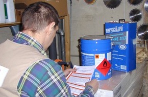 BG BAU Berufsgenossenschaft der Bauwirtschaft: Bündnis in der Bauwirtschaft beschlossen: Wirksame Kommunikation hilft, Gefahrstoffe sicherer zu verarbeiten (BILD)