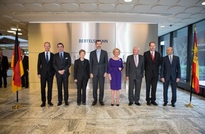 Bertelsmann SE & Co. KGaA: Bertelsmann geehrt vom Besuch Seiner Majestät König Felipe VI. von Spanien (FOTO)