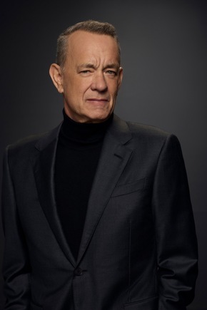 Die deutsche Stimme von Tom Hanks: Joachim Tennstedt &uuml;ber seine Arbeit an der Doku-Serie &bdquo;Der Zweite Weltkrieg mit Tom Hanks&ldquo;