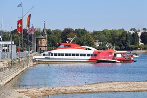 FW Konstanz: Schiffsunfall am Konstanzer Hafen
