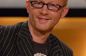 ProSieben: POPSTARS-Jurymitglied Dieter Falk: "Meine perfekte Band ändert sich täglich"