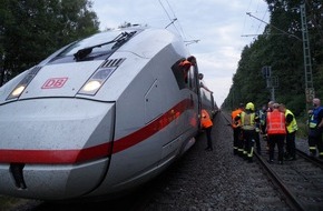 Feuerwehr Samtgemeinde Wathlingen: FW Wathlingen: Feuermeldung im ICE sorgt f&uuml;r Gro&szlig;einsatz der Feuerwehr