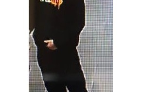 Landespolizeiinspektion Nordhausen: LPI-NDH: Öffentlichkeitsfahndung: Räuberischer Diebstahl - Wer kann Hinweise zur abgebildeten Person geben?