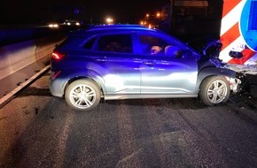 PASt (KvD) - Polizeipräsidium Westhessen: POL-WI: Unfall mit Personen- und hohem Sachschaden in einer Baustelle am Wiesbadener Kreuz
