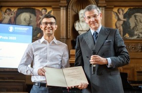 Universität Konstanz: Karl-Freudenberg-Preis für Maximilian Baur, PI Nr. 53/2025