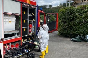 Feuerwehr Plettenberg: FW-PL: Ortsteil Kückelheim - Heizöl läuft aus provisorischem Tank