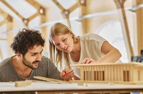 Rheinland-Pfälzische Technische Universität Kaiserslautern-Landau (RPTU): Neuer berufsbegleitender Master-Fernstudiengang „Nachhaltige Architektur und Technik“