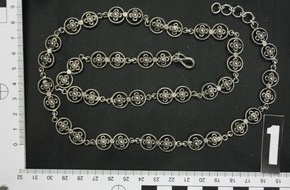 Polizei Düren: POL-DN: Polizei stellt gestohlenen Schmuck aus