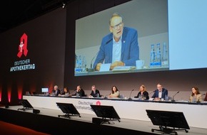ABDA - Bundesvereinigung Deutscher Apothekerverb&auml;nde e. V.: Preis beendet "Apothekertag des Aufbruchs"