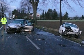 Polizei Düren: POL-DN: Mit Sommerreifen auf glatter Straße ins Schleudern gekommen