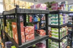 Zollfahndungsamt Hamburg: ZOLL-HH: 730.000 Euro Steuerschaden verhindert; Illegale E- Zigaretten mit rund 3 Millionen ml Liquid sichergestellt