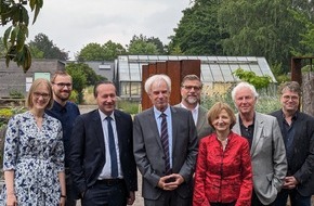 Universität Osnabrück: Engagierter Hochschullehrer: Uni Osnabrück verabschiedet den Mittelalterhistoriker Prof. Vogtherr in den Ruhestand