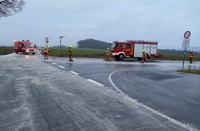 Feuerwehr Velbert: FW-Velbert: Arbeitsreicher Start ins Wochenende für die Feuerwehr Velbert