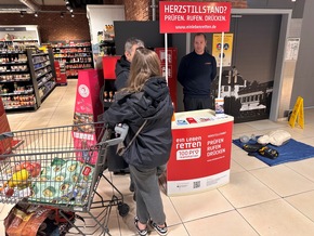FW Weinheim: Weinheimer Feuerwehr feiert erfolgreichen Kick-off ihres ersten Sammelalbums