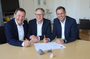Glasfaser NordWest GmbH & Co. KG: Land Niedersachsen und Glasfaser Nordwest unterschreiben Kooperation