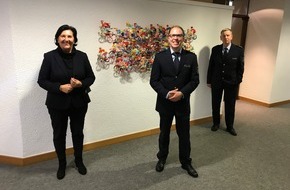Kreispolizeibehörde Soest: POL-SO: Kreis Soest - Landrätin begrüßt neuen Direktionsleiter Verkehr