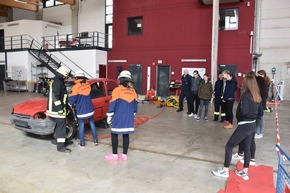 FW-DO: Girlsday 2016
MÄDCHEN-ZUKUNFTSTAG BEI DER FEUERWEHR