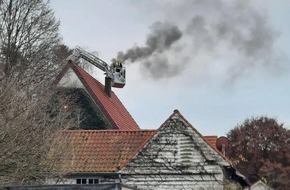 Freiwillige Feuerwehr Kranenburg: FW Kranenburg: Kaminbrand am Galgensteeg